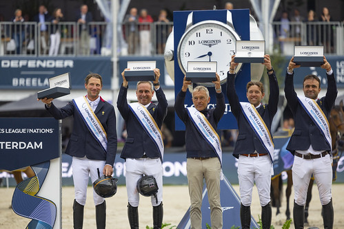 Fabulous French victory at last leg in Rotterdam